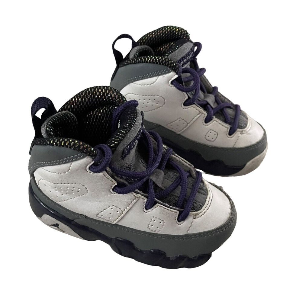 Jordan Kid's Size 5C Retro 9 Sneakers "Baron" White Concord Grape 01812-109 guc